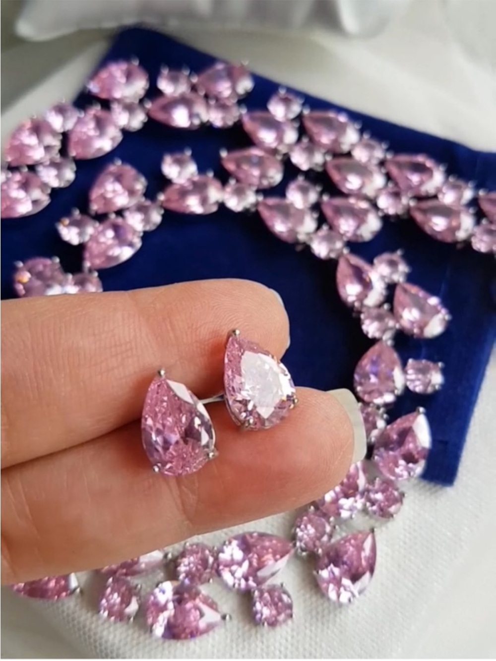 Swarovski Elements Pink Teardrop & Round Gemstone Statement Necklace & Studs NEW - Picture 16 of 17